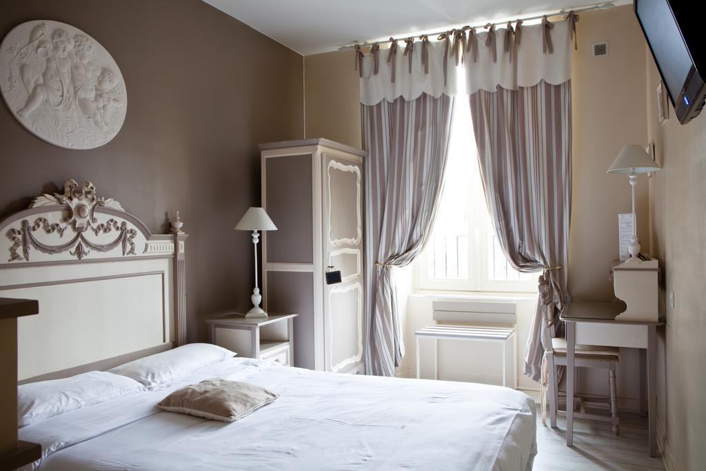 Hotel Abat Jour Nantes Quarto foto